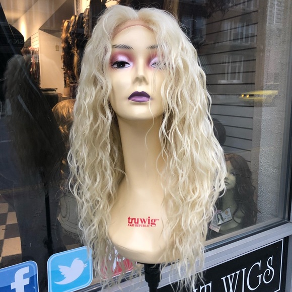 Blonde Wig Sale curly 613 Alopecia Hairloss Wig - Picture 6 of 8